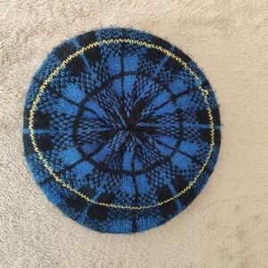Aris Vintage Knit Beret Boho Hippie Hat Blue Black Yellow Plaid